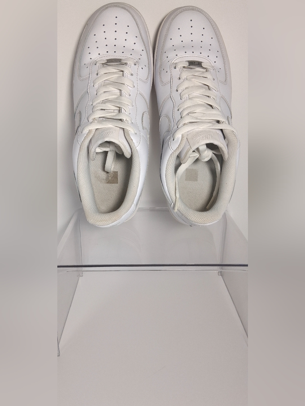 Nike Air Force 1 White Low-Top Leather  Men' s Sneakers Size 10.5 - Picture 14 of 15